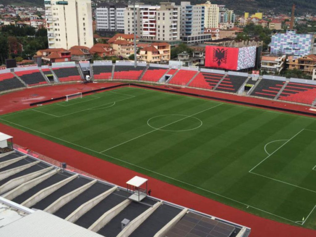 U gjet tek ne  një stadium për Ukrainën? Po ne kemi “luftën tonë”..