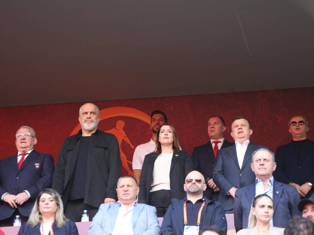 Euro U-17 do të na bëjë të luajmë me “top floriri”