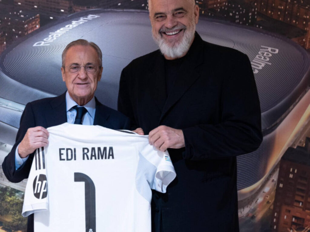 Kur zoti Rama bëhet i pari  i futbollit, Duka… puth stolin ?