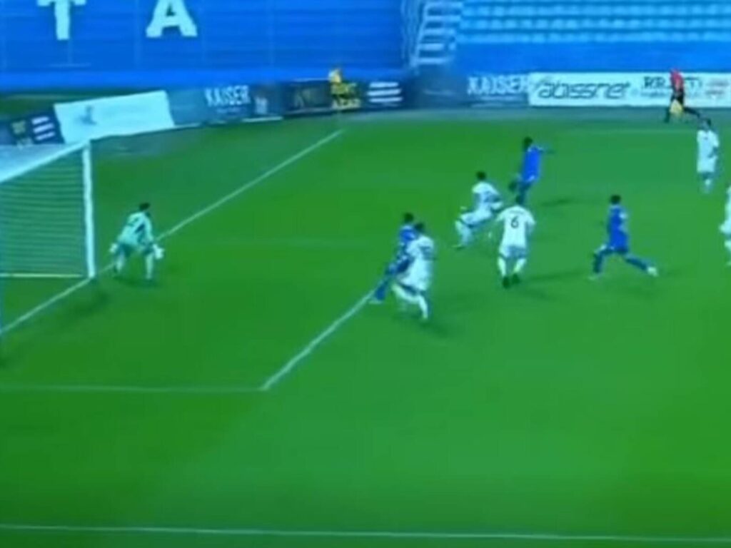  Ku po shkon o Flamurtar? Sipër ke “djallin” poshtë..ferrin!