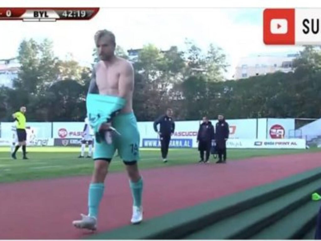 Tre “mrekullitë”ose  tre kartolinat pikante  të  fundvitit ….