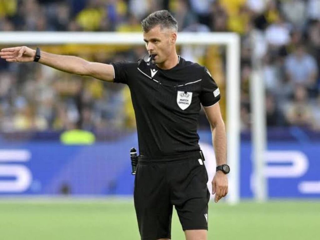 Çfarë lexon trajneri Daja në ballin e arbitrit Jorgji?!